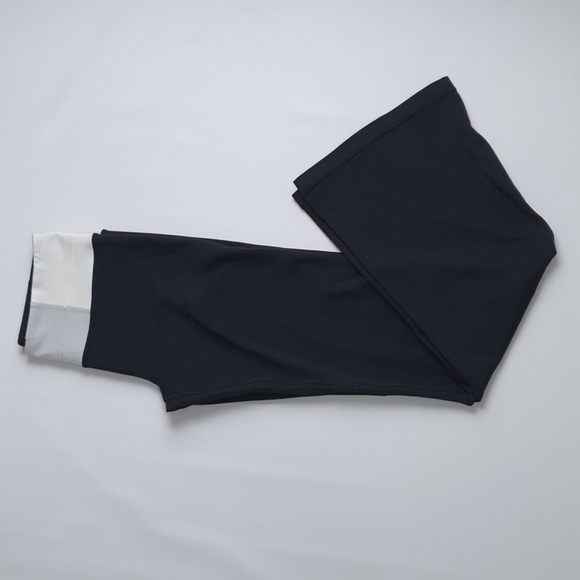 Lululemon Reversible Groove Regular Pant in Quilt 13 - Picture 6 of 13